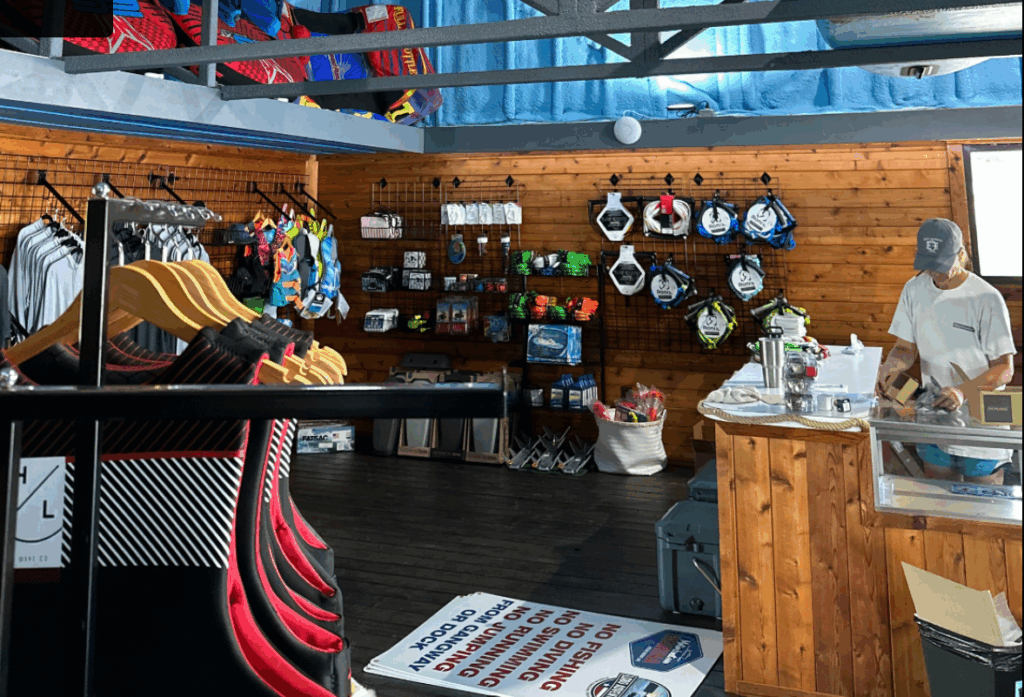 Screenshot 2025-10-03 235930